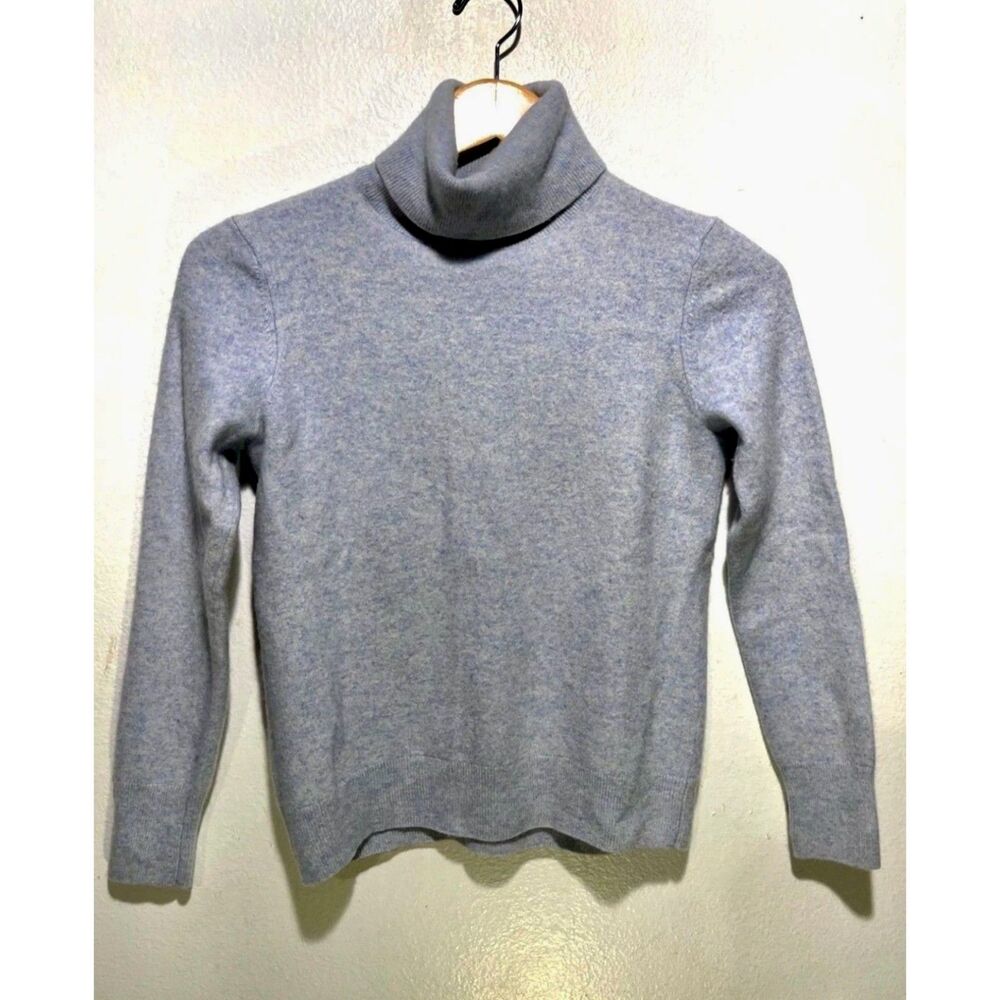 Galerie Lafayette 100% cashmere sweater classic winter closet staple women 3